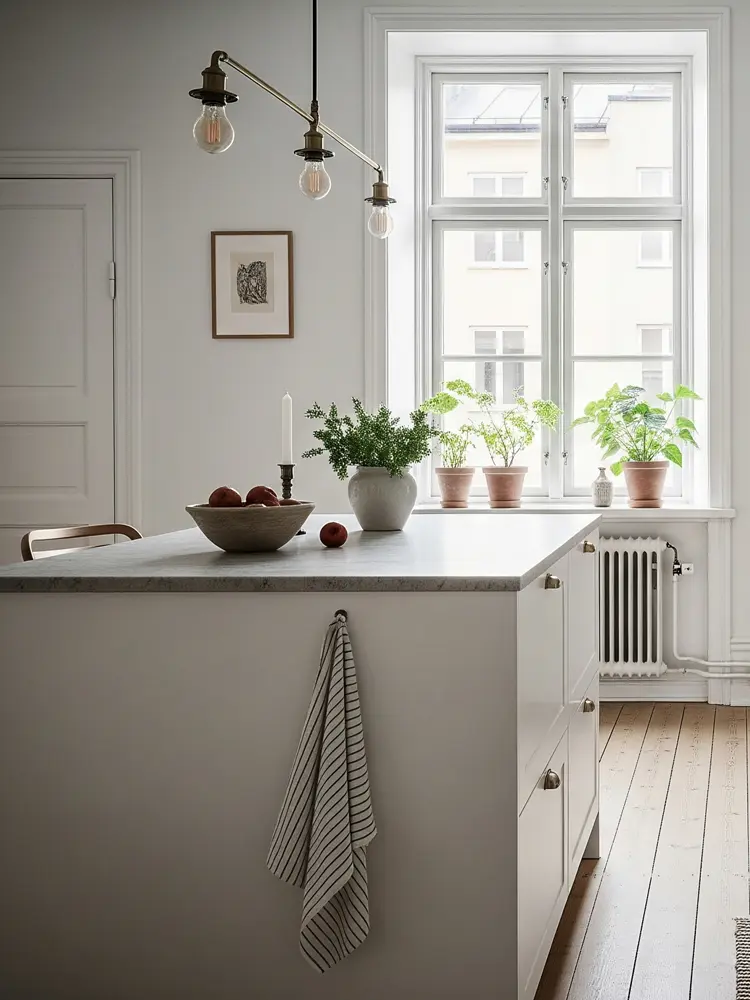 Studio förfinad ram i mjuk beige